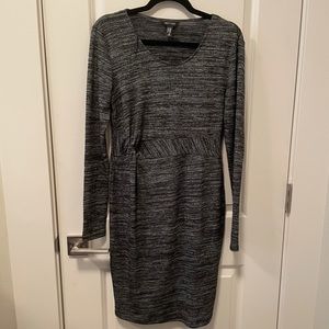 Stork & Babe Front Knot Maternity Dress